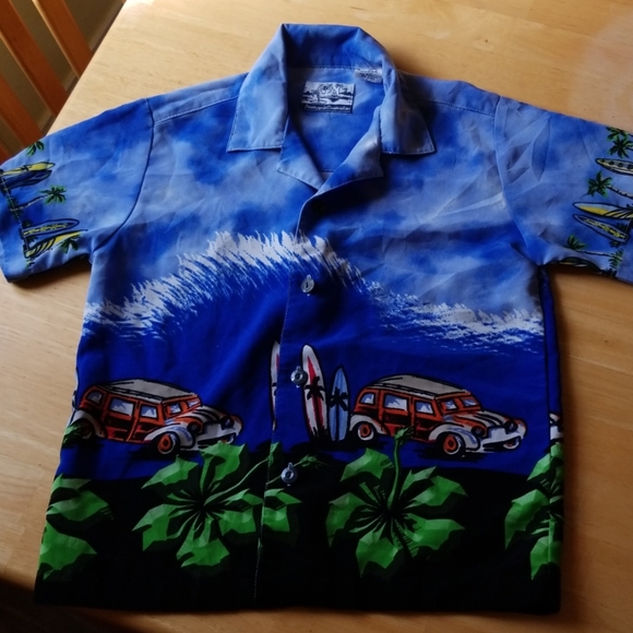Pineapple Connection, surfing, short sleeve, shirt, size small (4/5) - Picture 1 of 10